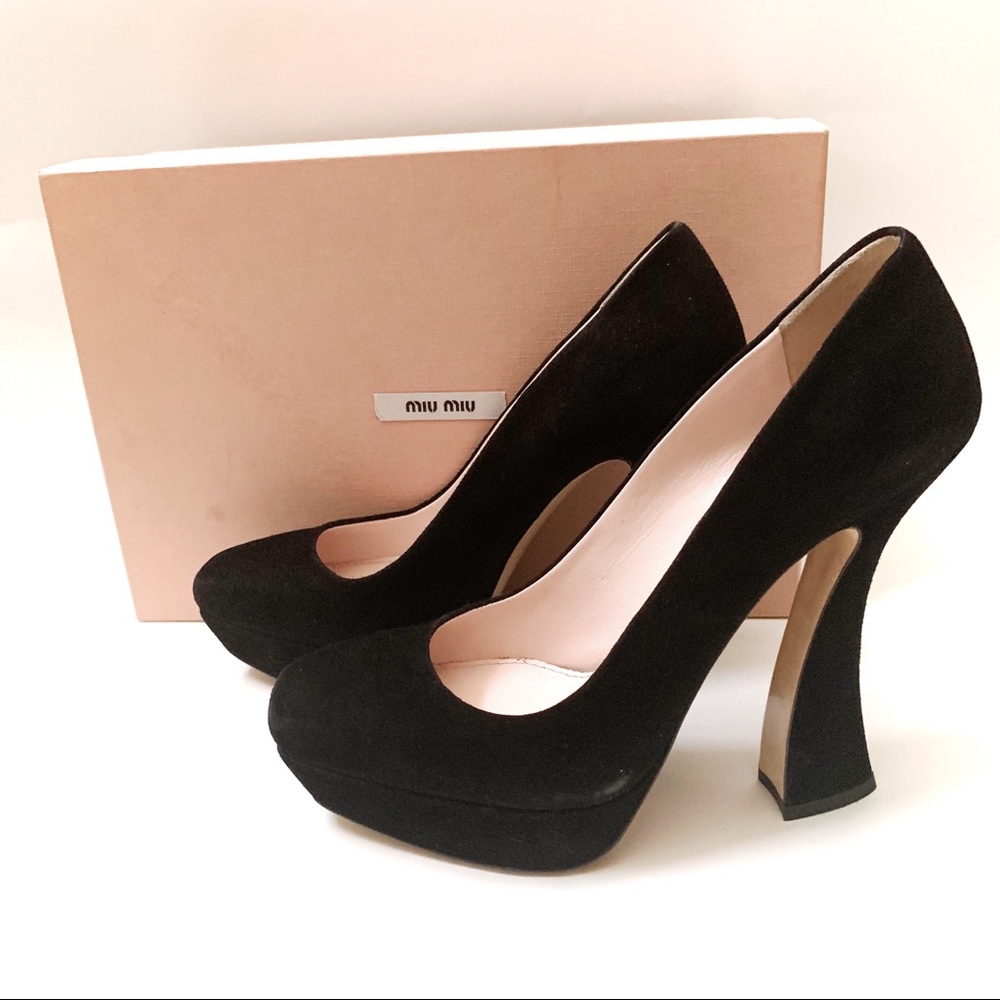 MIU MIU Black Pumps